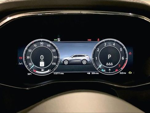 Certified 2025 Jaguar F-PACE R-Dynamic S image 22
