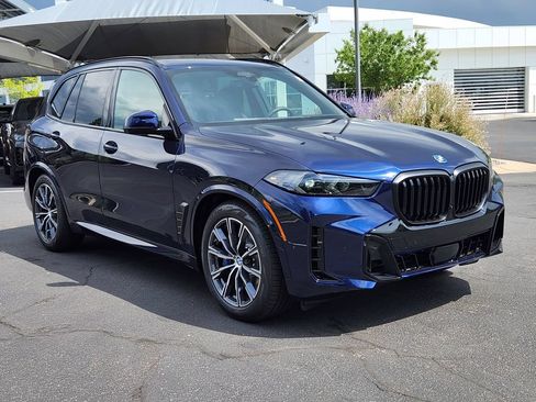 New 2026 BMW X5 xDrive50e w/ M Sport Package AWD/4WD image 5
