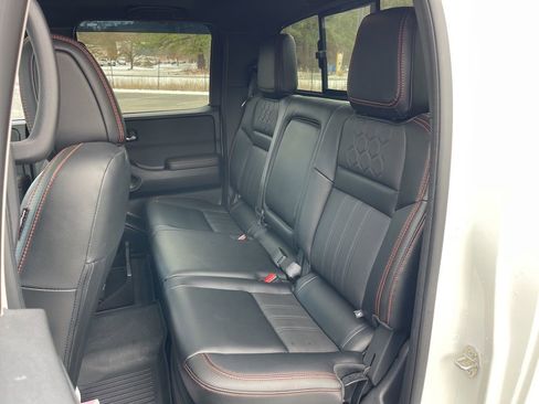 Used 2024 Nissan Frontier PRO-4X w/ Pro Premium Package image 21