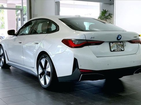 Certified 2022 BMW i4 eDrive40 image 5