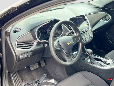 Used 2022 Chevrolet Malibu LT FWD image 9