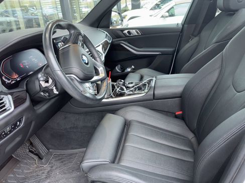 Used 2021 BMW X5 xDrive40i w/ Convenience Package image 9