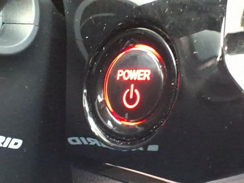 Certified 2025 Honda Civic Sport image 24