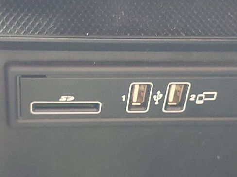 Certified 2019 Mercedes-Benz GLC 300 image 8