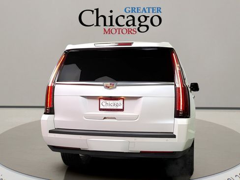 Used 2016 Cadillac Escalade Platinum image 10