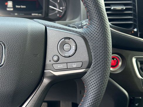 Certified 2024 Honda Passport TrailSport image 30