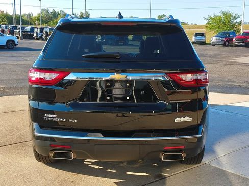 Used 2019 Chevrolet Traverse High Country w/ LPO, Floor Liner Package AWD/4WD image 6