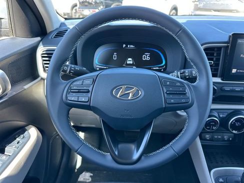New 2026 Hyundai Venue SEL FWD image 18