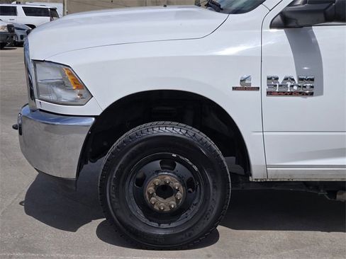 Used 2018 RAM 3500 Tradesman w/ Power & Remote Entry Group image 11