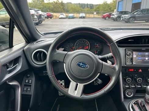 Used 2015 Subaru BRZ Limited RWD image 2