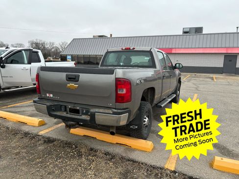 Used 2013 Chevrolet Silverado 2500 W/T image 2