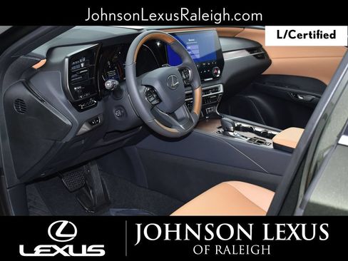 Used 2025 Lexus RX 350 Premium w/ Accessory Package FWD image 10