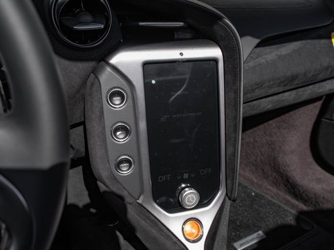 New 2026 McLaren 750S Spider image 22