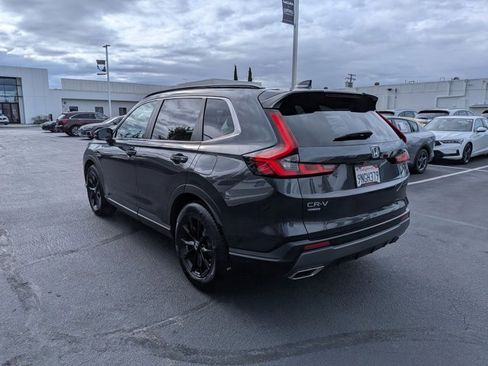 Used 2025 Honda CR-V Sport-L image 8