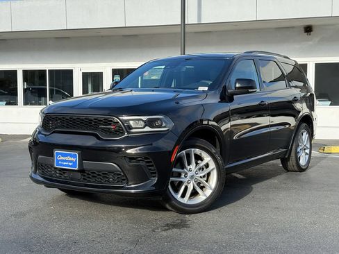 Used 2024 Dodge Durango GT AWD/4WD image 2