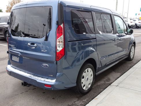Used 2019 Ford Transit Connect XLT image 5
