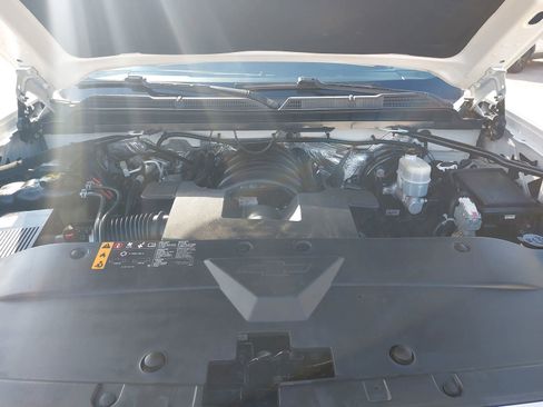 Used 2018 Chevrolet Silverado 1500 LT w/ All Star Edition image 32