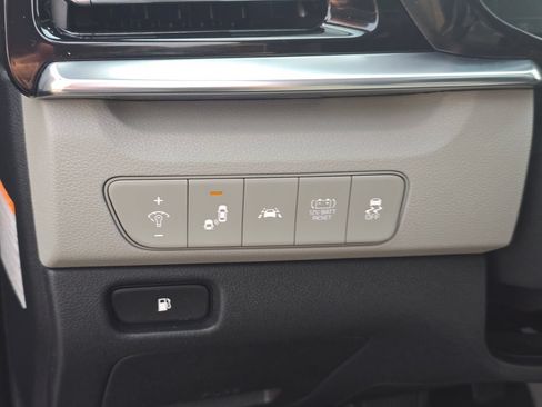 Used 2022 Kia Niro Touring Special Edition FWD image 26