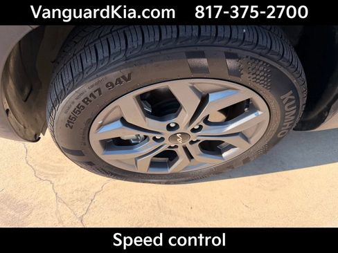 Certified 2026 Kia Seltos LX AWD/4WD image 8