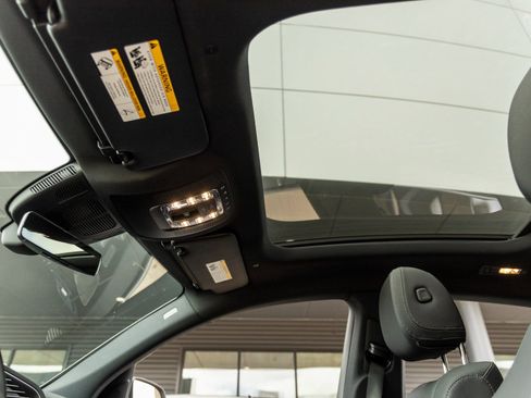 Used 2025 Mercedes-Benz GLE 450 GLE 450 image 24