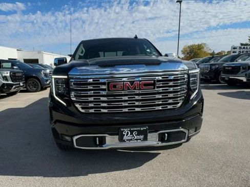 New 2026 GMC Sierra 1500 Denali w/ Technology Package image 3