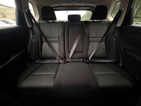 Used 2025 Nissan Rogue SV FWD image 40