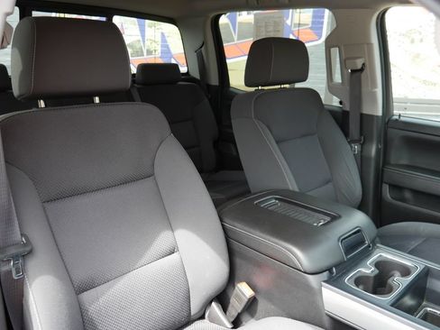 Used 2018 Chevrolet Silverado 1500 LT w/ All Star Edition AWD/4WD image 6