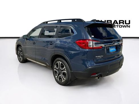 Used 2023 Subaru Ascent Limited w/ Technology Package AWD/4WD image 5