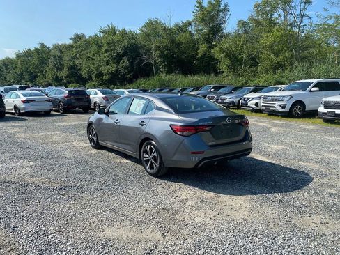 Used 2022 Nissan Sentra SV image 8