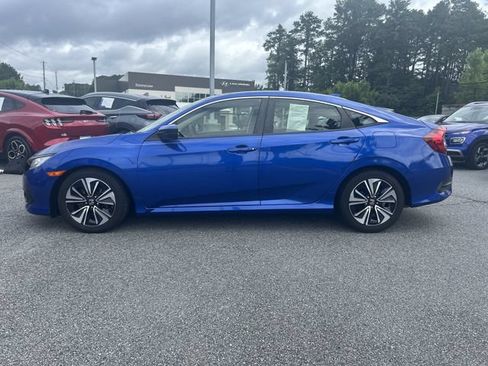 Used 2018 Honda Civic EX-T image 4