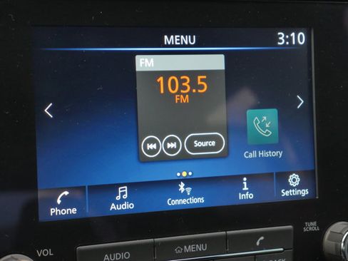 Certified 2022 Nissan Frontier SV w/ Technology Package image 10