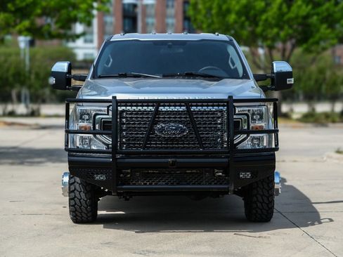 Used 2022 Ford F350 XLT w/ XLT Premium Package image 4