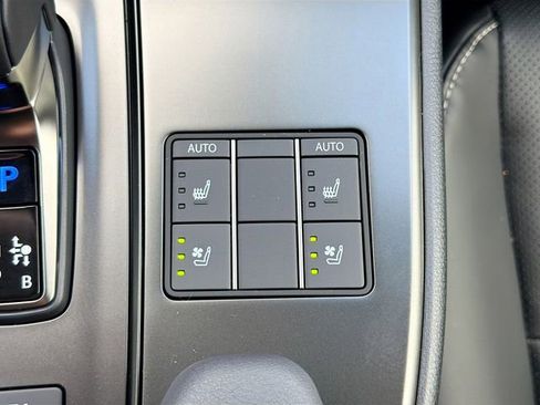 New 2026 Lexus UX 300h FWD image 44