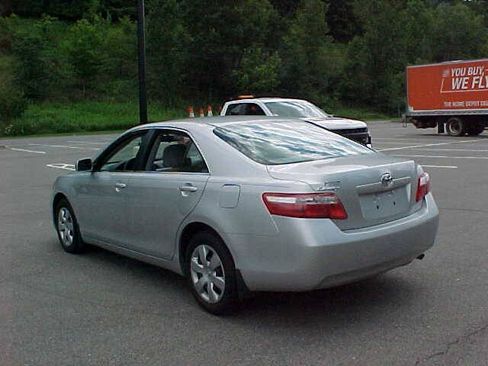 Used 2009 Toyota Camry FWD image 11