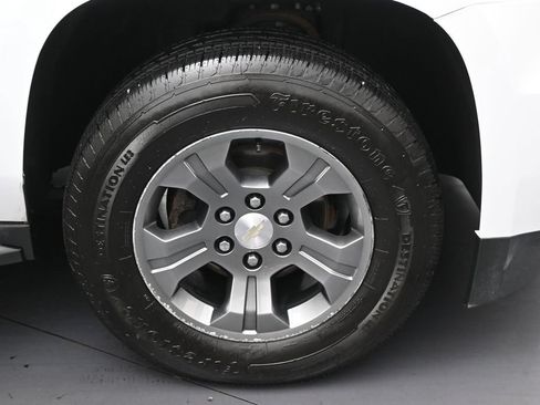 Used 2020 Chevrolet Tahoe LS w/ Skid Plate Package AWD/4WD image 32