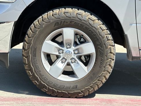 Used 2021 RAM 1500 Classic SLT AWD/4WD image 12
