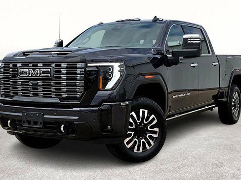 Used 2025 GMC Sierra 2500 Denali Ultimate image 14