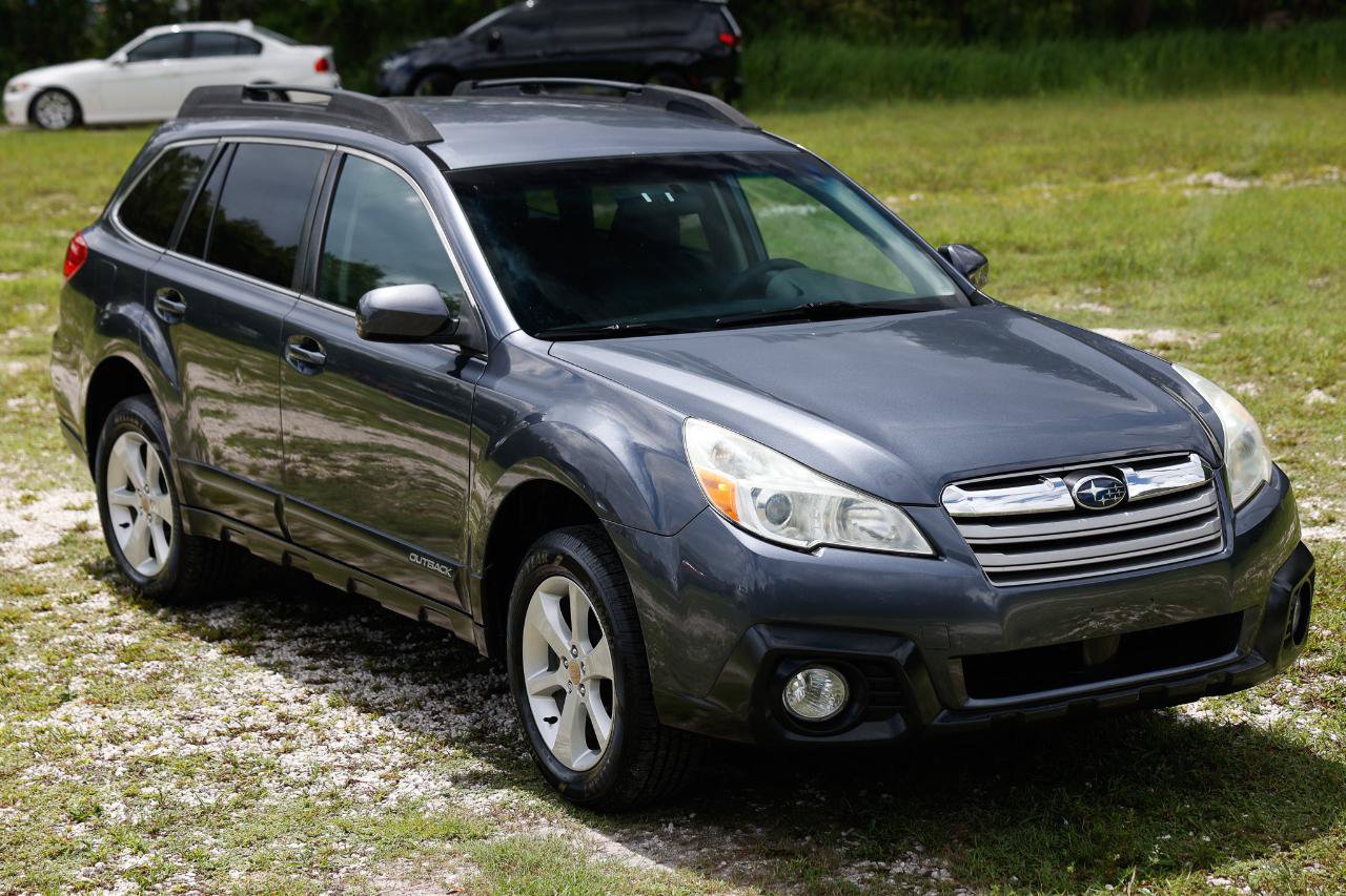 Used 2014 Subaru Outback 2.5i Premium AWD/4WD image 15