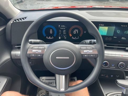 Used 2026 Hyundai Kona SE FWD image 13