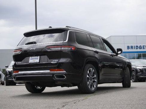 Used 2023 Jeep Grand Cherokee L Overland AWD/4WD image 11