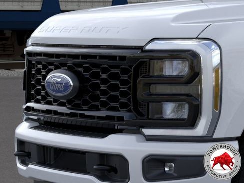New 2026 Ford F250 4x4 Crew Cab Super Duty image 19