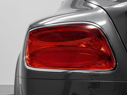 Used 2017 Bentley Continental GT image 50