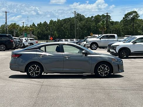 Used 2025 Nissan Sentra SV FWD image 7
