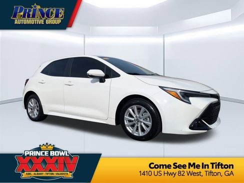 Used 2024 Toyota Corolla SE image 1