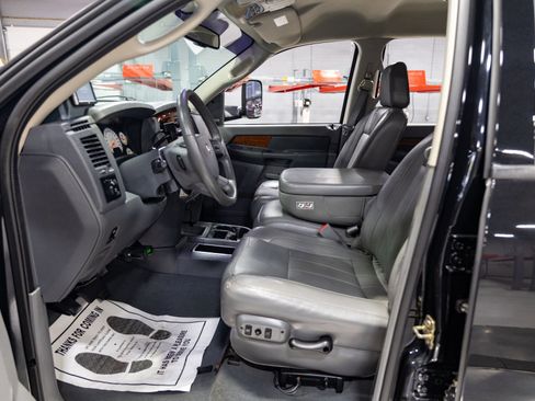 Used 2006 Dodge Ram 3500 Truck Laramie w/ Protection Group AWD/4WD image 35