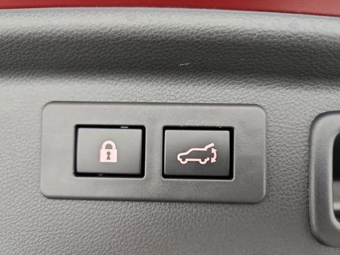 Used 2024 Subaru Forester Limited image 38