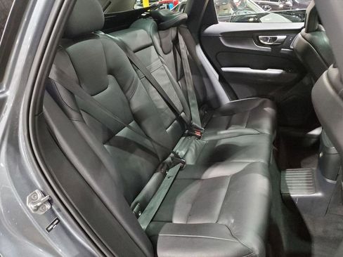 Used 2018 Volvo XC60 T8 Inscription w/ Advanced Package image 20