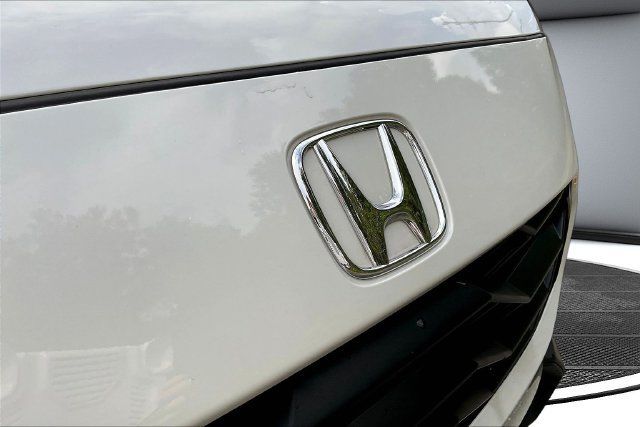 Certified 2026 Honda HR-V Sport image 33