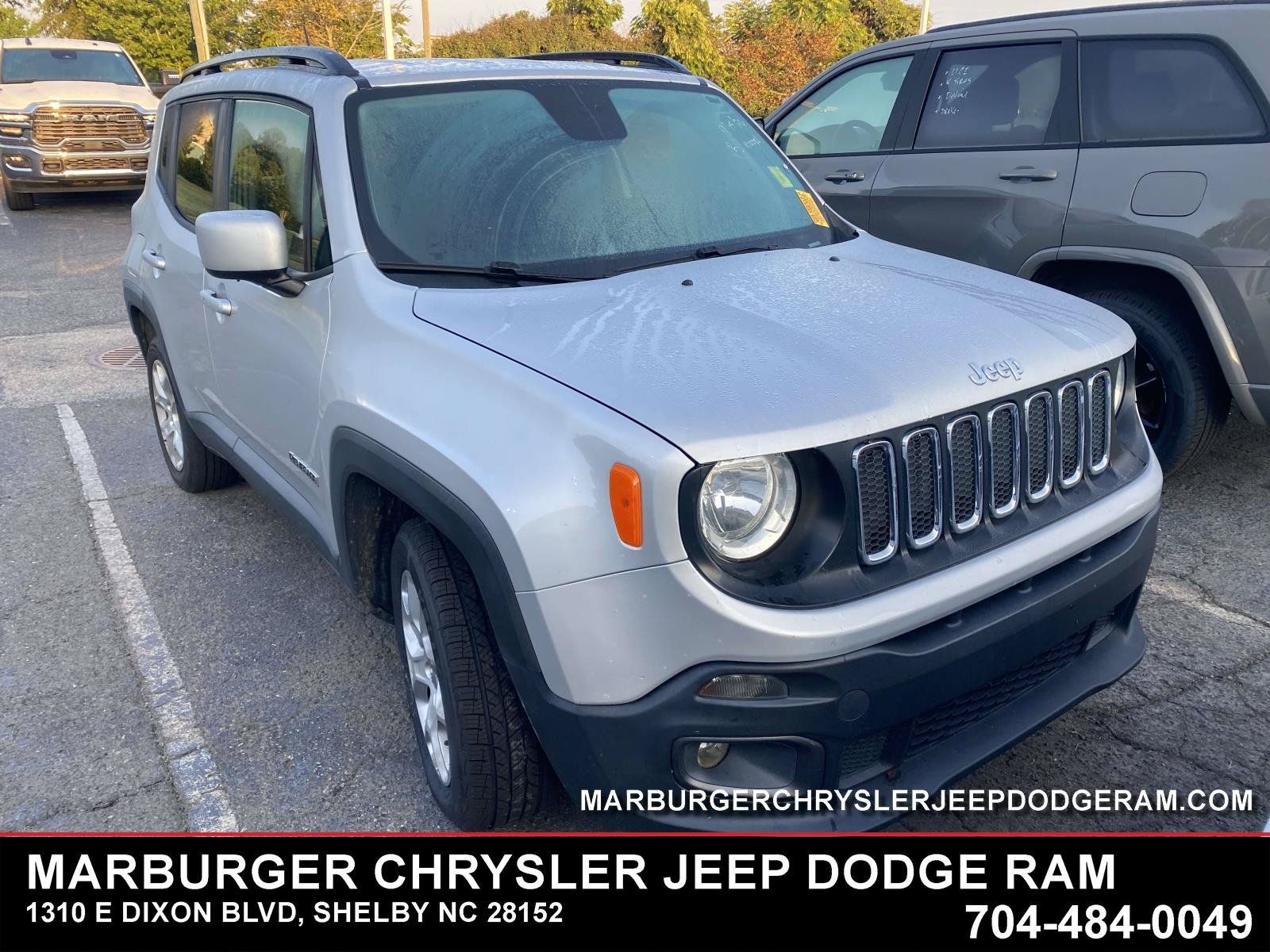 Used 2018 Jeep Renegade Latitude w/ Cold Weather Group AWD/4WD image 1
