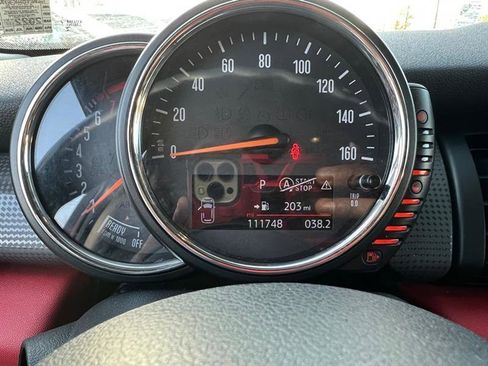 Used 2015 MINI Cooper 4-Door Hardtop FWD image 32